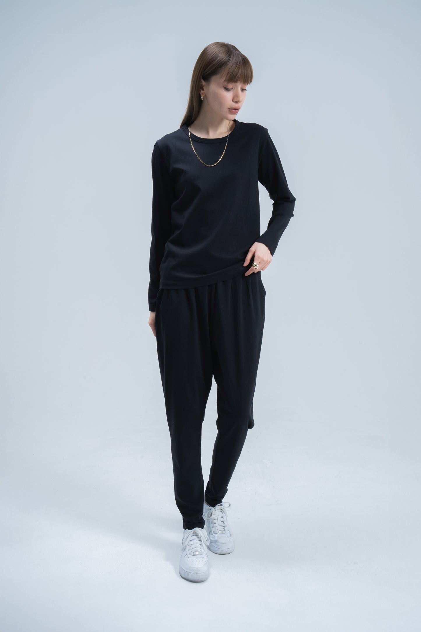 CL01L(Women) | Crew Neck | Long Sleeve (Black)