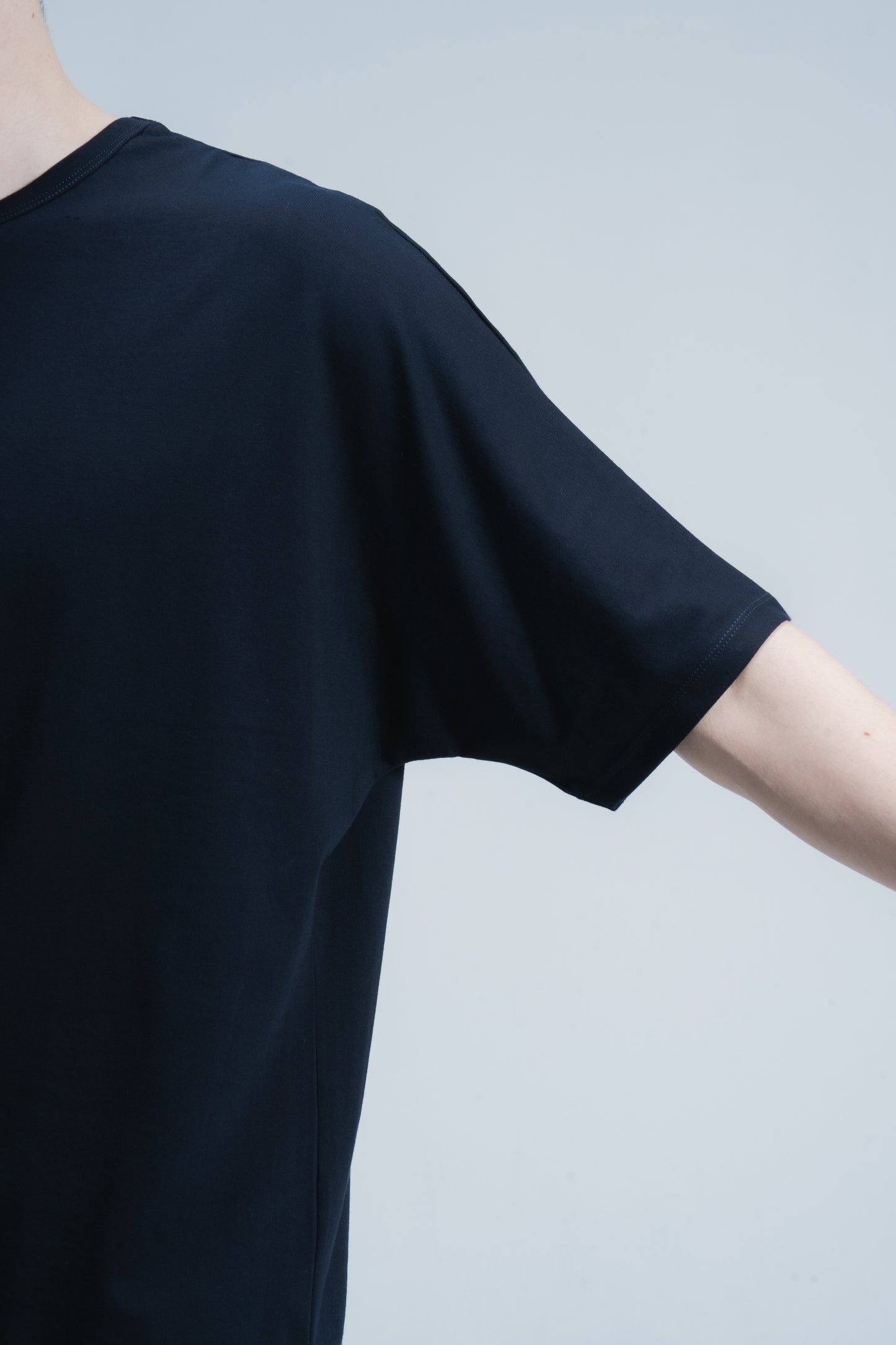 B02 | Crew Neck | Dolman Sleeve (Navy)